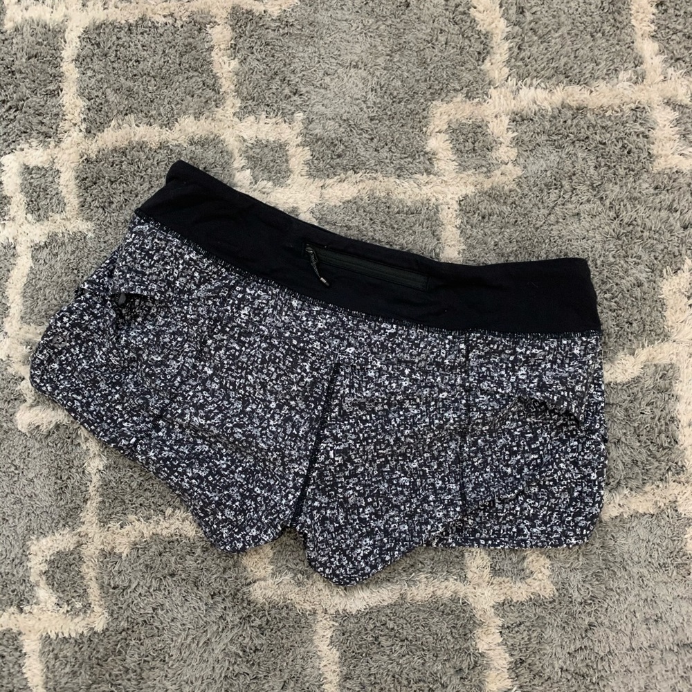 Black Floral Lululemon Speed Shorts 2.5" inseam